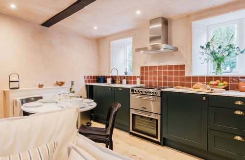 Bulwick House | Thyme Cottage - sleeps 2 guests in 1 bedroom
