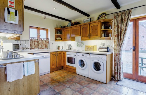 Runcton Holme Cottage | Timbers Barn - E3863