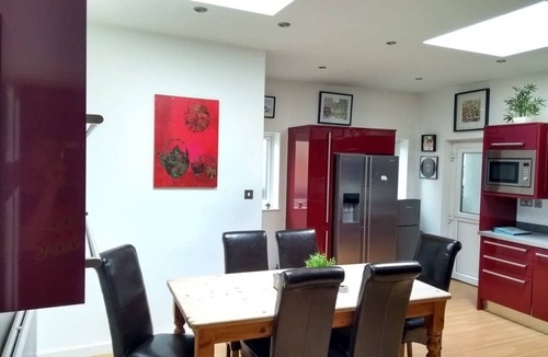 The Park House | Tranquil Detached House *10 mins Walk to City *
