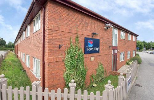 Wootton Hotel | Travelodge Northampton Wootton