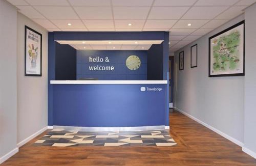 Wakefield Hotel | Travelodge Wakefield Woolley Edge M1 Northbound