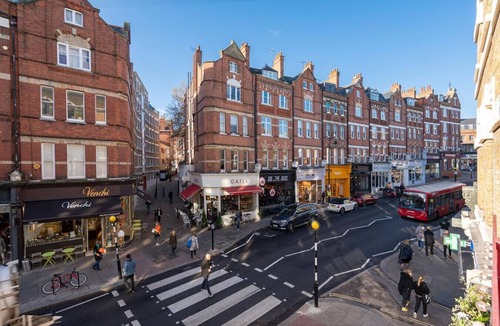 Hampstead Apartment | Trendy Hampstead Flat (RH7)