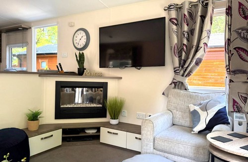 Troutbeck Bridge House | Troutbeck 2 - a holiday caravan that sleeps 6 guests in 3 bedrooms