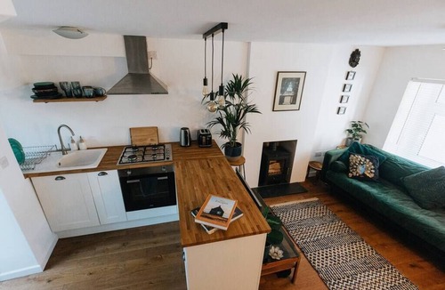 Newland Near Ulverston House | Unique Cottage in the heart of Ulverston