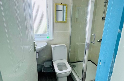 Bolton House | Unique Private Rooms Guesthouse