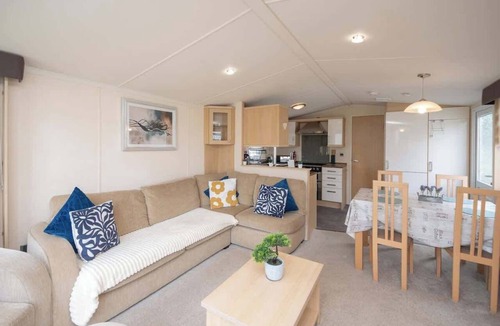 Prestonpans House | Vacant Nests | The Belfry | Starlink | Sleeps 8