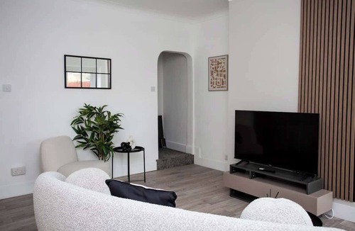 Tudhoe House | Vacant Nests | The Attwood | Smart Tv | WIFI