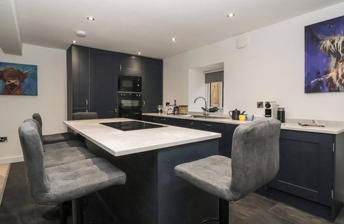 Skipton Cottage | VIRGINIA COTTAGE, pet friendly, luxury holiday cottage in Winterburn