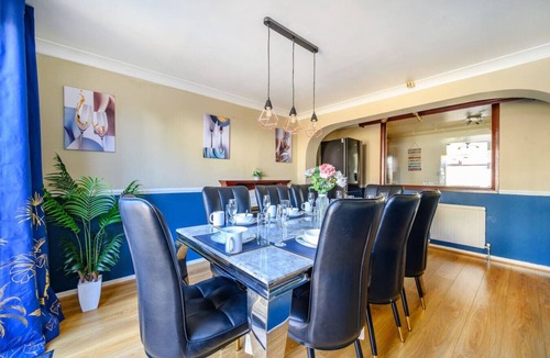 Leeds House | -VL- Stylish & Relaxed Stay/Free Parking/Free WiFi