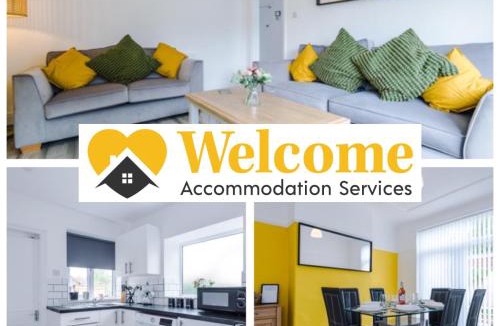 Liverpool House | warm modern 3 bedroom house free secure off road parking, wifi & sky sleep upto 6 guest 2 bathrooms
