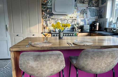 Wombleton House | Welcome to Madame Cholets House in Wombleton
