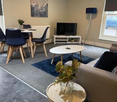 King's Lynn Apartment | Willow House by Shortstays4U 2bedroom Townhouse with free parking in town centre!