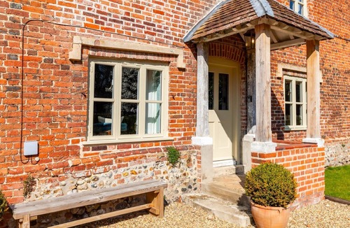 Wolterton Villa | Willow Tree House - Three Bedroom Villa, Sleeps 6