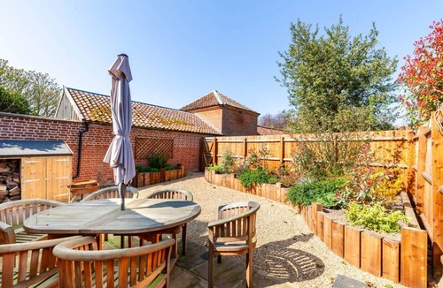 Wolterton Villa | Willow Tree House - Three Bedroom Villa, Sleeps 6