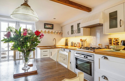 Turville Cottage | Windmill Cottage Sleeps 4 with Enclosed Garden