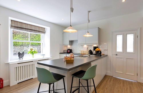 Ripon House | Wonderful villa for 2 guests with WIFI, balcony and pets allowed