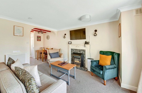 Thirsk House | Wonderful villa for 4 people with pool, hot tub, WIFI and terrace