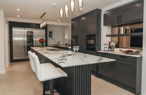 Skipton Cottage | WOOD COTTAGE, pet friendly, luxury holiday cottage in Winterburn