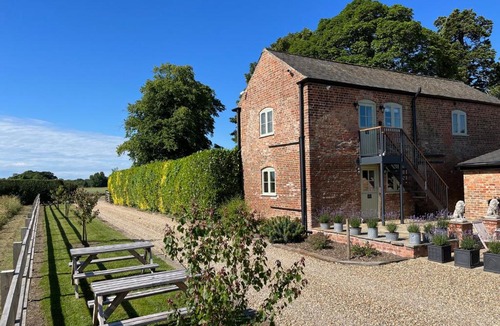 Frampton House | Wyberton House Holiday Lets