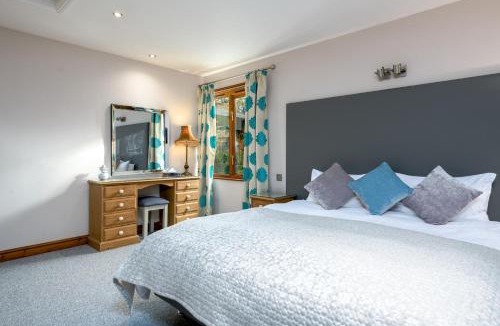 Frampton House | Yew Cottage