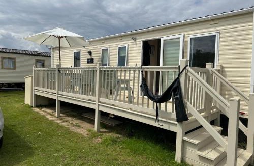 Heacham Resort | Your Happy Place - 8 Berth Caravan 5 minutes from lovely sandy beach