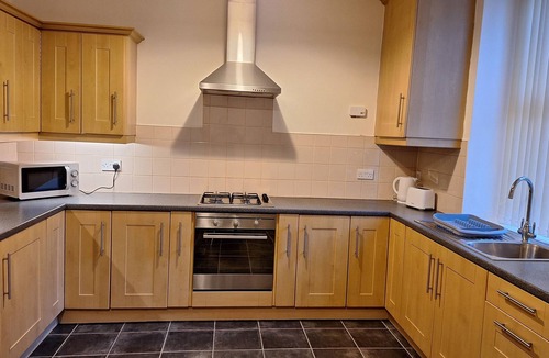 Gateshead House | Your Home Away From Home: A Spacious Gateshead Retreat for a Grand Getaway.
