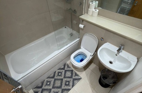 Kennington Apartment | Zone 1, Central London Room