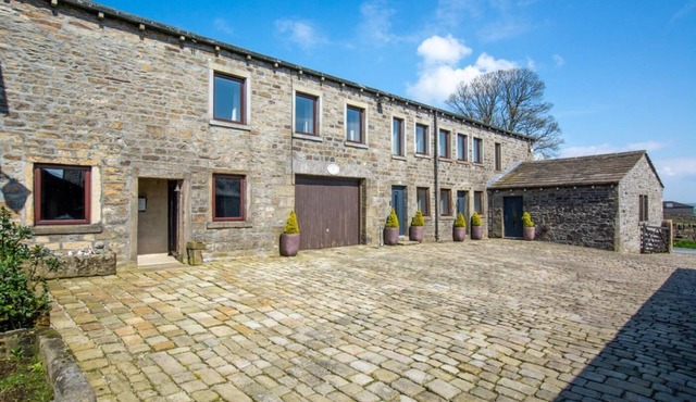 1 Bed in Cowling (oc-ds237)