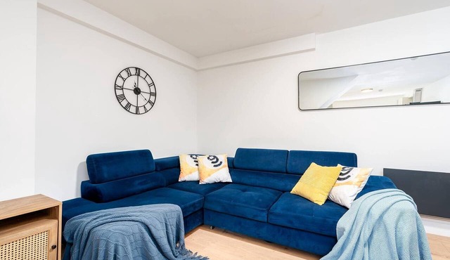 12 Beds | 5BR 2BA | Discount | Contractor Stay