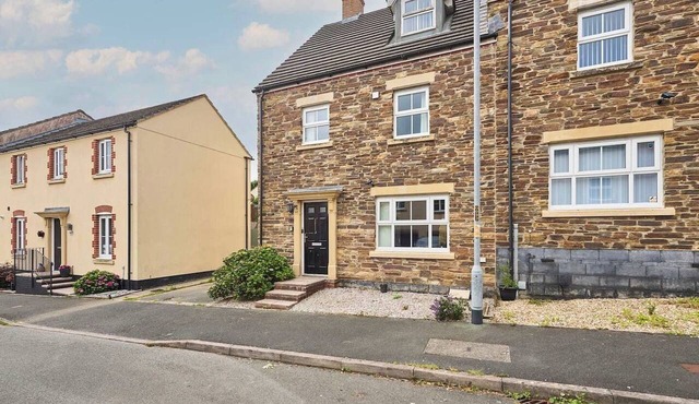 #121 Two Beautiful cottages in Cornwall |for 14