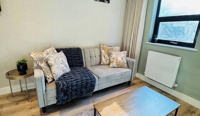 #13 Elegant Solihull Townhouse Sleeps 10 NEC/BHX