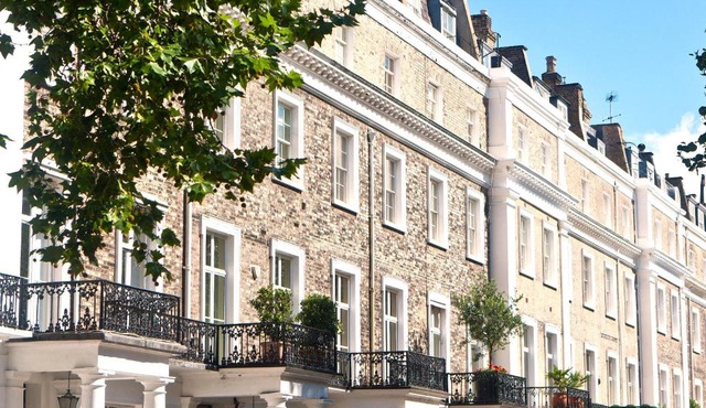 2 BDR plus Spacious Lounge Executive Delightful Apartments at Desirable Locations in Kensington and Chelsea by Ricky & Giustina Collection - W8 SW3 SW5 SW7 SW10 - Fully equipped and perfect for long stays