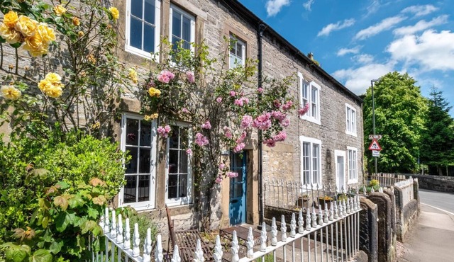 2 Bed in Bakewell (oc-dcrose)