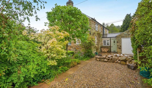 2 Bed in Beckhole (oc-c42708)