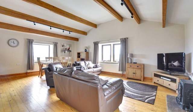 2 Bed in Cowling (oc-ds238)