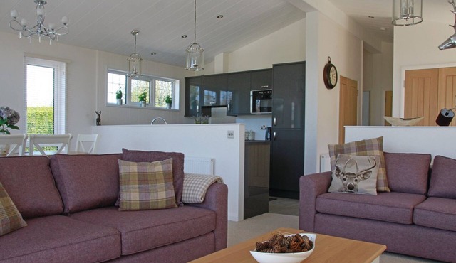 2 bedroom accommodation in Little Weighton, Nr Beverley