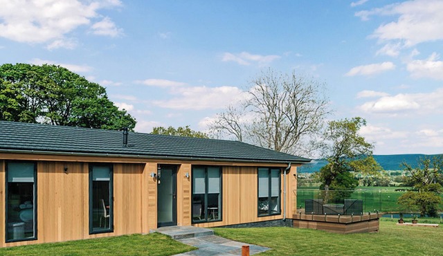 2 bedroom accommodation in Clitheroe