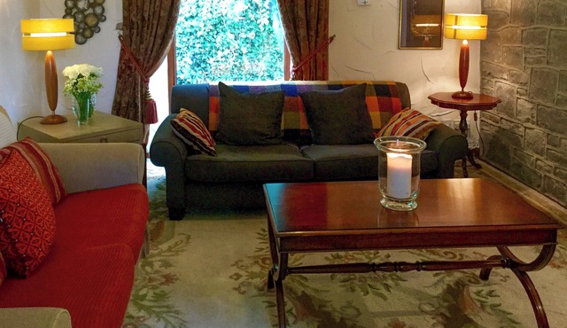2 bedroom accommodation in Over Haddon, near Bakewell