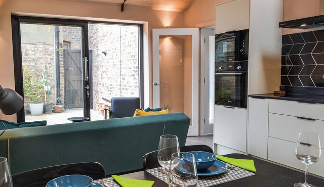 2 bedroom accommodation in York