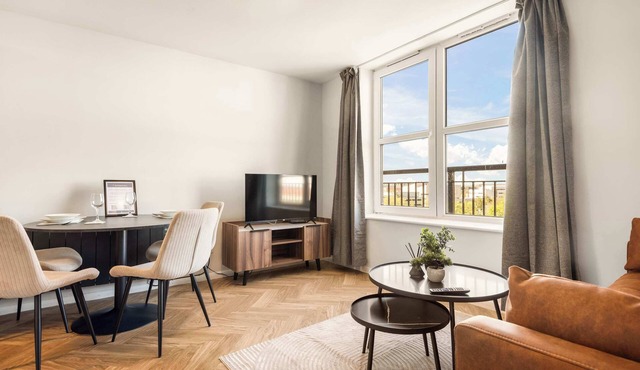 2 Bedroom Penthouse Apartment in Central Lincoln