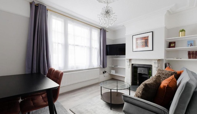 2BDR Victorian Retreat in East London