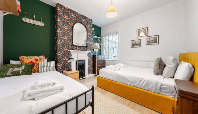 2BR Apartment B in Camberwell