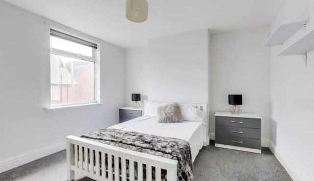 3-Bed Home near Trent Bridge & Nottingham City Centre