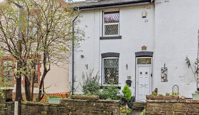 3 Bed in Bradford (oc-93627)