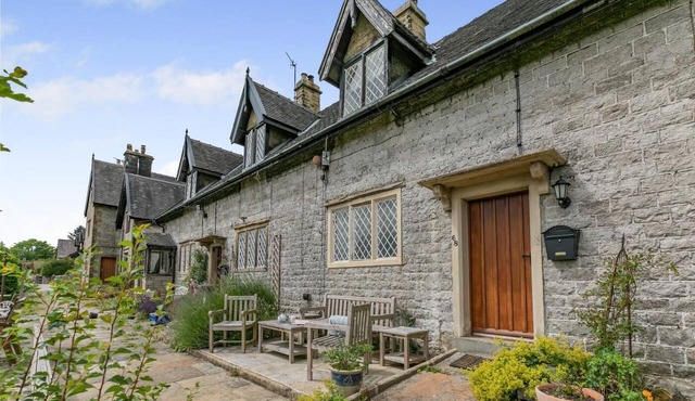 3 Bed in Cressbrook (oc-b32600)