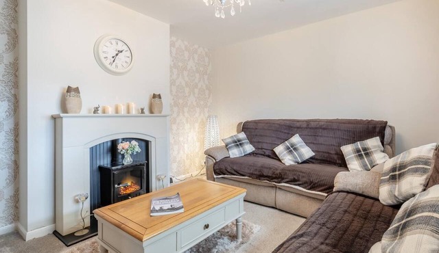 3 Bed in Chapel St. Leonards (oc-c40220)