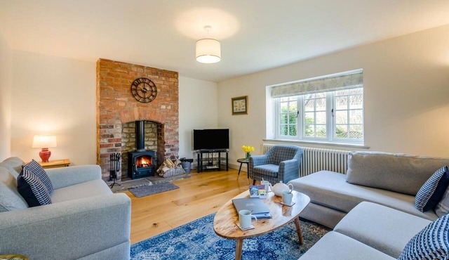 3 Bed in Middleton (oc-h41735)