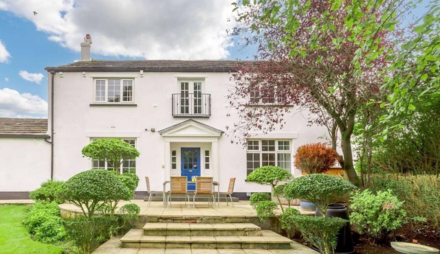 3 Bed in Rochdale (oc-89552)