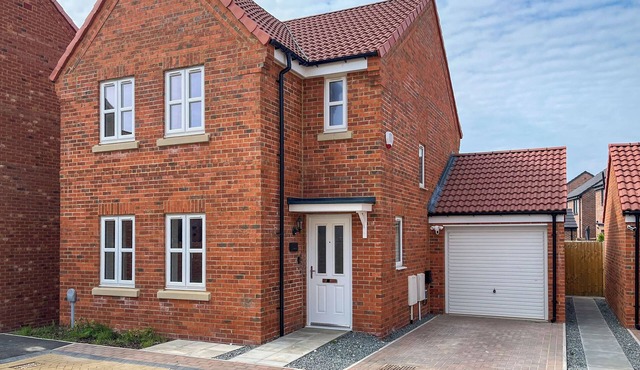 3 bedroom accommodation in Fulford, near York