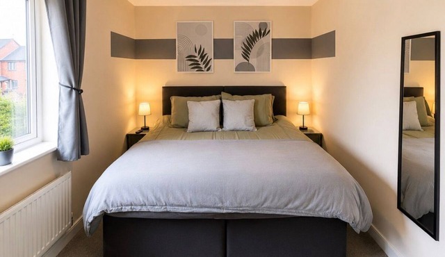 3CarDrive|9GuestStay|Contractor|Universal